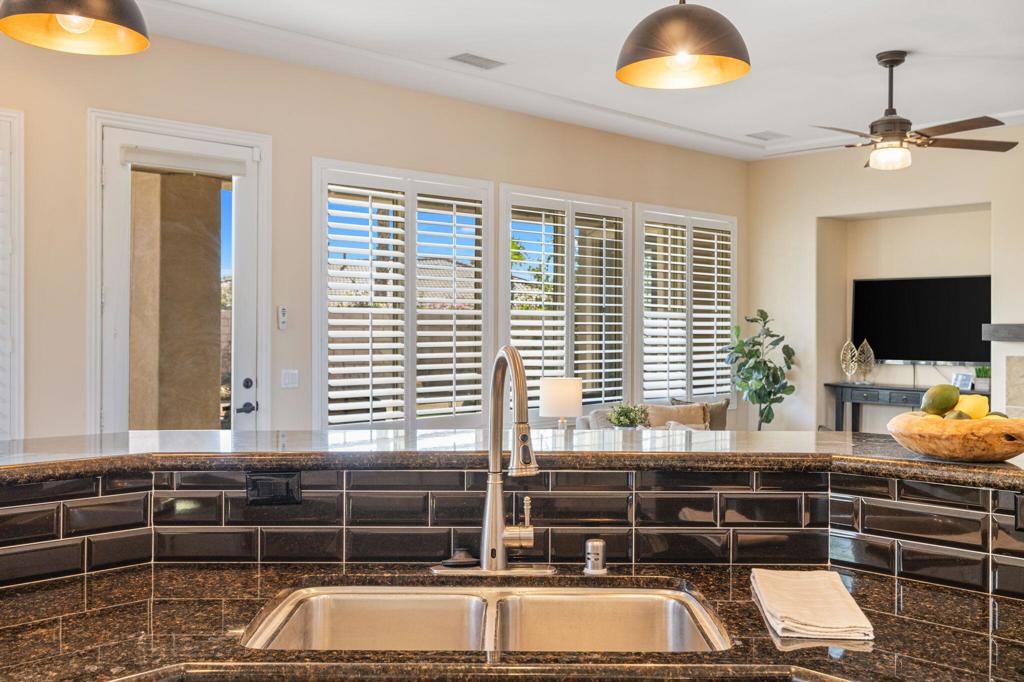 MLS #219136335DA image #13