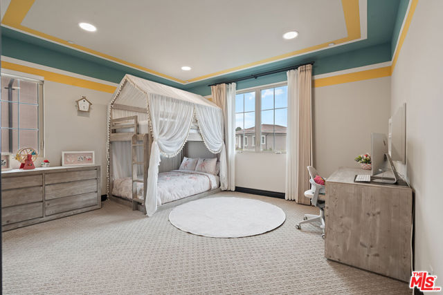 55 Suede, Irvine CA: https://media.crmls.org/mediaz/f1d65788-7037-4858-b060-7258e120040b.jpg