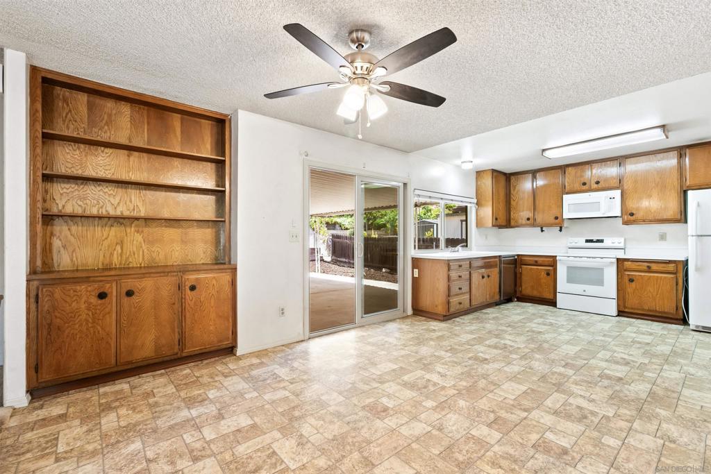 7225 Laura Ct - photo 13