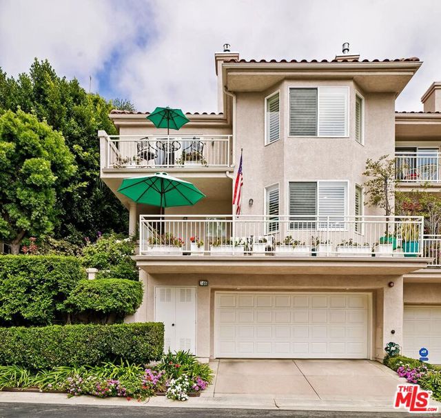 Drew Fenton | 746 Palisades Drive Pacific Palisades CA | MLS: 6794665