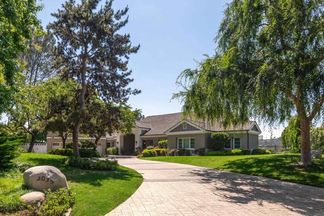 3035 Paseo Cielo, Rancho Santa Fe CA: https://media.crmls.org/mediaz/f1d7705a-c15c-40ca-bf7c-7c8e3daa533e.jpg