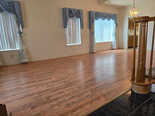 1204 Pickford Way, Salinas CA: https://media.crmls.org/mediaz/f1d88b43-29b1-4674-9192-61246edbba95.jpg