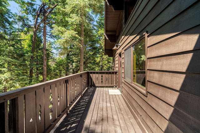24718 Fern Valley Road, Idyllwild CA: https://media.crmls.org/mediaz/f1d9f525-0990-4e8a-88cd-0a09699f76f5.jpg