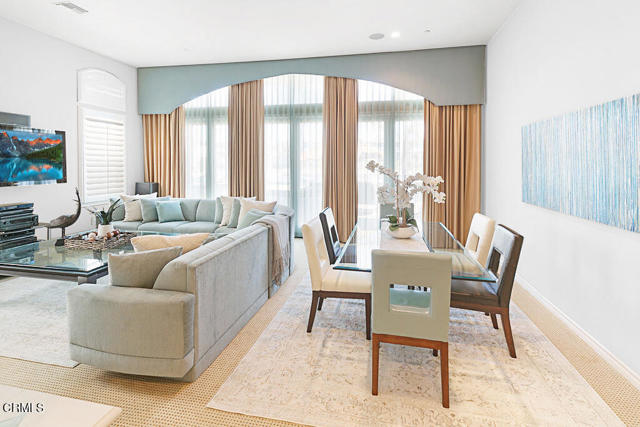 1464 Twin Tides Place, Oxnard CA: https://media.crmls.org/mediaz/f1dae576-52e1-45e7-82f8-1bf58362e52d.jpg