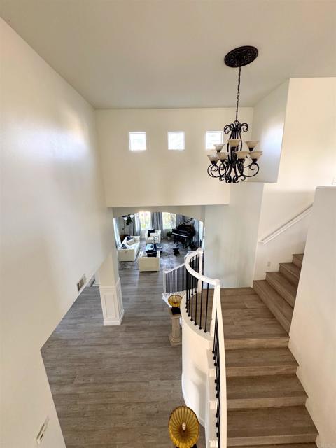 Detail Gallery Image 10 of 52 For 1498 Berry Creek Place, Chula Vista,  CA 91913 - 5 Beds | 4/1 Baths