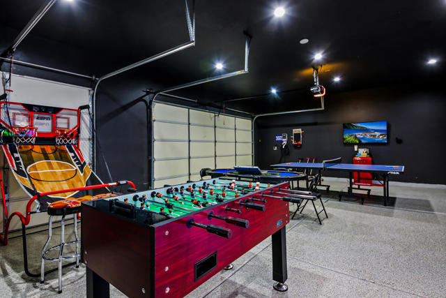 81107 Carefree Drive, Indio CA: https://media.crmls.org/mediaz/f1dc700a-c832-46b5-a317-f93833fbd4e5.jpg