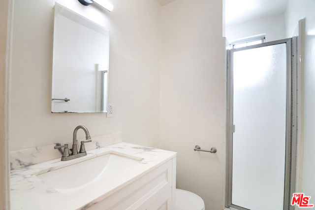 1937 S Bedford Street, Los Angeles CA: https://media.crmls.org/mediaz/f1dcabc5-6544-4d01-8a8f-fc565e26a564.jpg