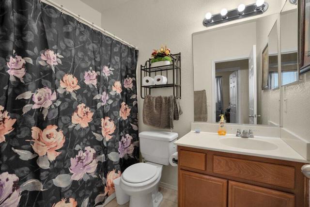 83554 Big Bear Place, Coachella CA: https://media.crmls.org/mediaz/f1dcbf3b-633d-4258-a055-3d8a2d09b364.jpg