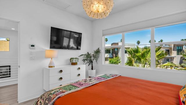 2732 Sunrise Sonata Lane, Palm Springs, CA 92262