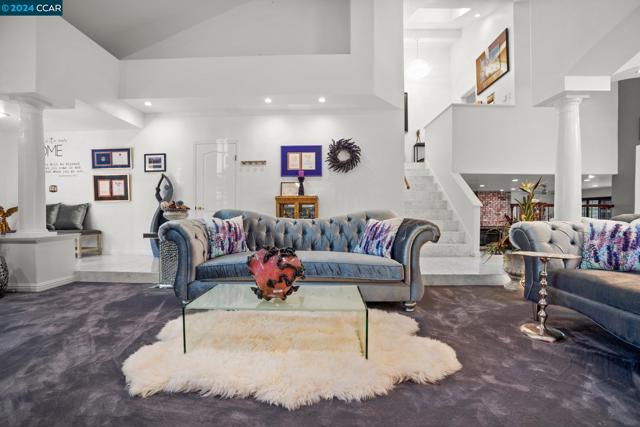 Image 8 of 59 For 5404 Glenwood Ct