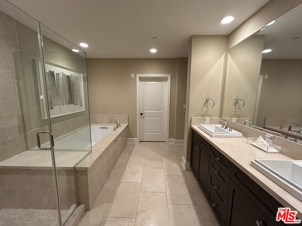 MLS #26861795 image #23