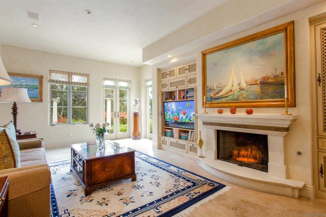 7206 Aviara Drive, Carlsbad CA: https://media.crmls.org/mediaz/f1df410a-618f-4eee-ad8e-ba668ad2ea9d.jpg