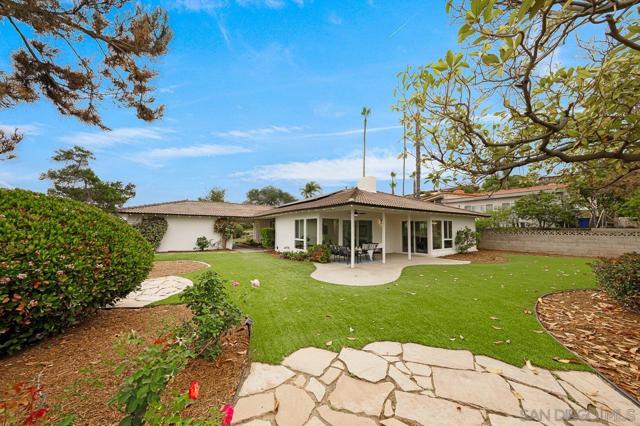 5435 Del Cerro Blvd, San Diego CA: https://media.crmls.org/mediaz/f1df69c8-b5cb-4b62-9617-d0464b026fd7.jpg