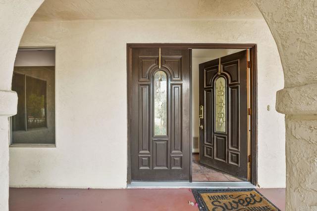 1904 Grove Road, El Cajon CA: https://media.crmls.org/mediaz/f1df7324-9d31-4a09-9b9e-f07d0bc56621.jpg