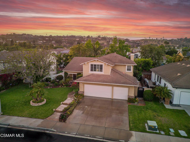 943 Paseo Barona, Camarillo CA: https://media.crmls.org/mediaz/f1e042ec-de9e-4d78-bc67-ecd6d2e0de85.jpg