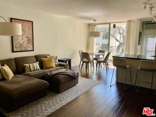 6151 Orange Street, Los Angeles CA: https://media.crmls.org/mediaz/f1e080c1-df09-4caa-a53b-6ad1a93a2a6d.jpg