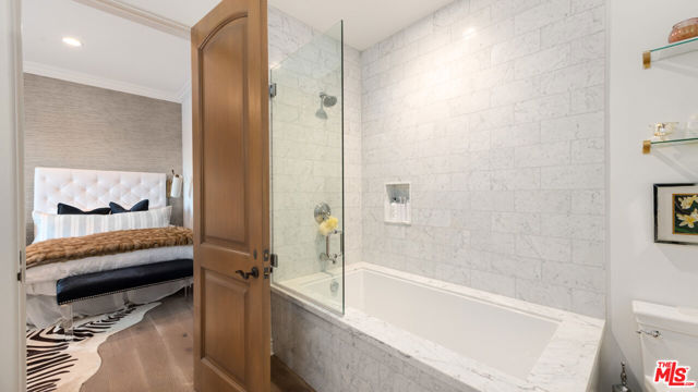 Drew Fenton | 6110 Merritt Drive Malibu CA | MLS: 7381481