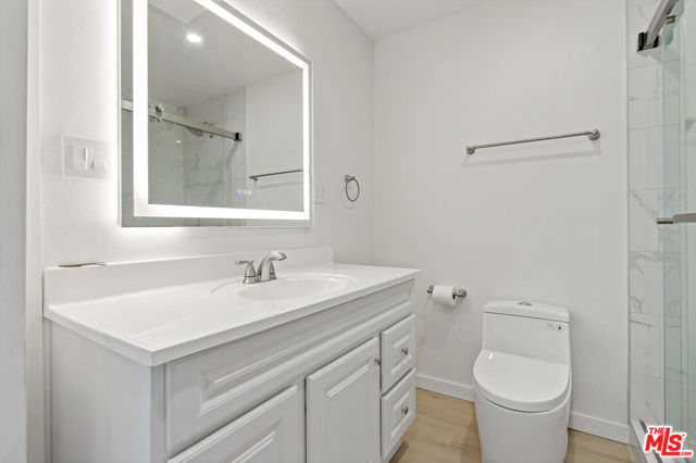 23906 1/2 Darbun Drive, Newhall CA: https://media.crmls.org/mediaz/f1e39d5e-e0a7-40f5-a78a-2c8089c66f9f.jpg