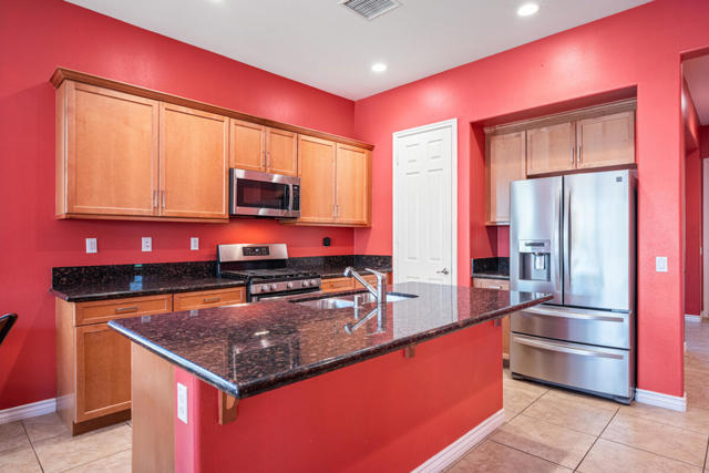 85701 Adria Drive, Indio CA: https://media.crmls.org/mediaz/f1e4627f-6307-448a-9a24-53598b262adf.jpg