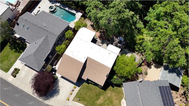 Image 43 of 45 For 1312 Vintner Way