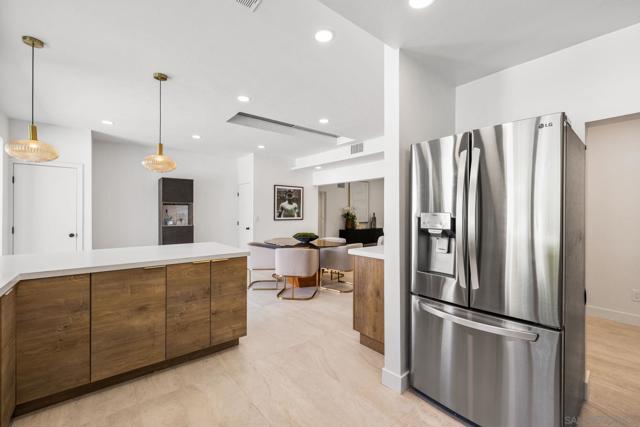 252 E Ocotillo Ave., Palm Springs CA: https://media.crmls.org/mediaz/f1e5e555-2f91-49a3-8743-9521e55552fc.jpg