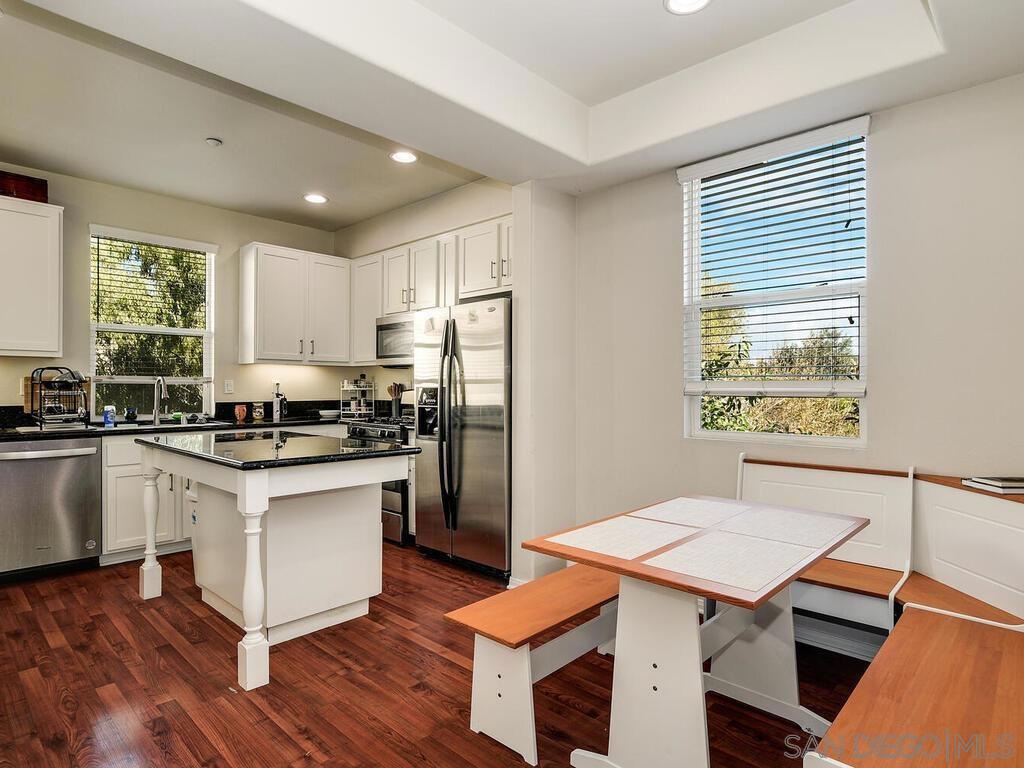 MLS #250039067SD image #10