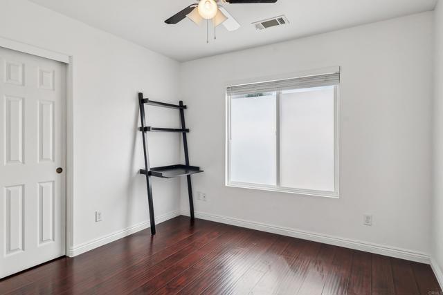 1215 Weaver St, San Diego CA: https://media.crmls.org/mediaz/f1e635bb-d7fc-4641-bb6c-203a019b522b.jpg