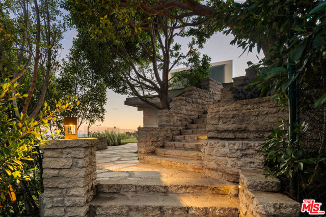 Drew Fenton | 467 Paseo Miramar Pacific Palisades CA | MLS: 7511771 Drew Fenton | 467 Paseo Miramar Pacific Palisades CA | MLS: 7511771