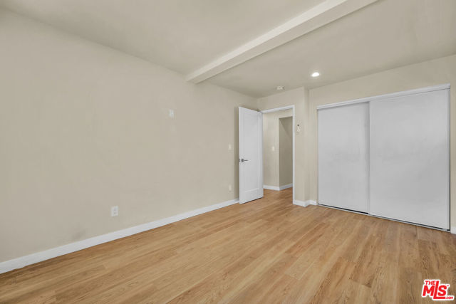 5137 1/2 Reynier Avenue, Los Angeles CA: https://media.crmls.org/mediaz/f1e8257a-7ed2-4908-99c1-00a740a9ee6d.jpg