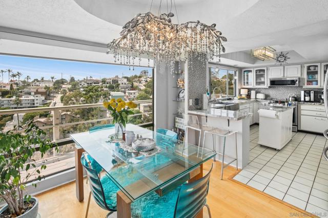 1694 Torrance St, San Diego CA: https://media.crmls.org/mediaz/f1e8299b-65b8-4475-8f08-fd82888390be.jpg