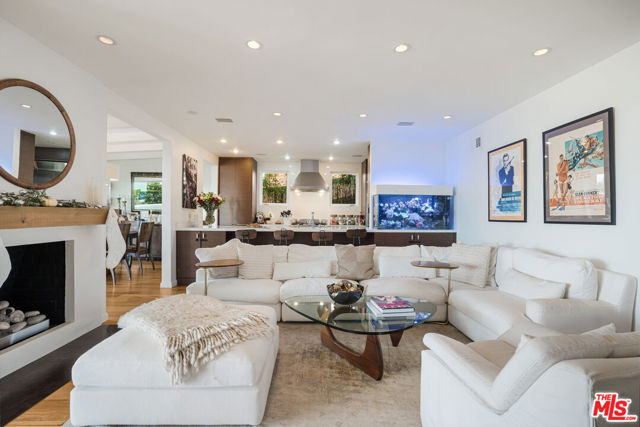 245 Tranquillo Road, Pacific Palisades CA: https://media.crmls.org/mediaz/f1e8a250-5f2c-4b74-8d02-df7b95a1374b.jpg