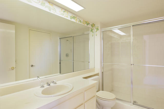 106 Celano Circle, Palm Desert CA: https://media.crmls.org/mediaz/f1eb06e6-b6d4-455b-972c-8f3e69f13f81.jpg