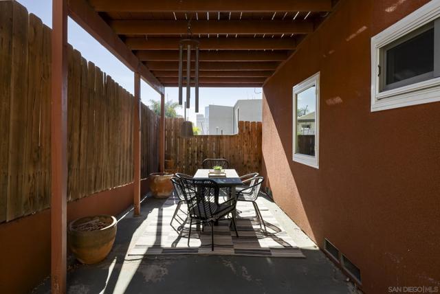 Image 13 of 48 For 2055 Albatross St