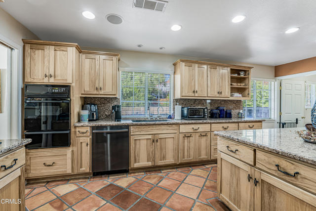 Detail Gallery Image 16 of 62 For 28461 W Driver Ave, Agoura Hills,  CA 91301 - 5 Beds | 4 Baths