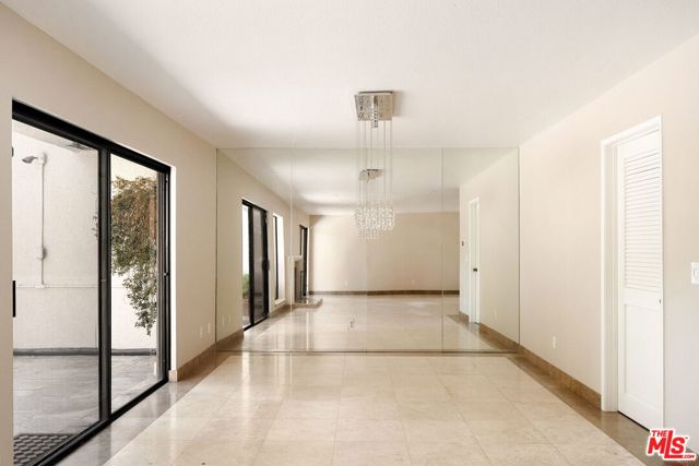 2748 Bottlebrush Drive, Los Angeles CA: https://media.crmls.org/mediaz/f1ec367c-d31f-47b6-a2de-56f8dd37e6f8.jpg