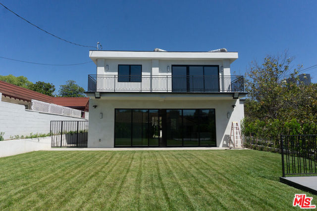 10360 Ilona Avenue, Los Angeles CA: https://media.crmls.org/mediaz/f1ece65a-e703-4f29-b020-69638e56863a.jpg