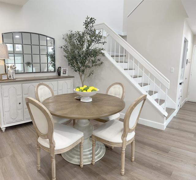 Detail Gallery Image 15 of 41 For 13425 via Almeria, Tustin,  CA 92782 - 3 Beds | 2/1 Baths