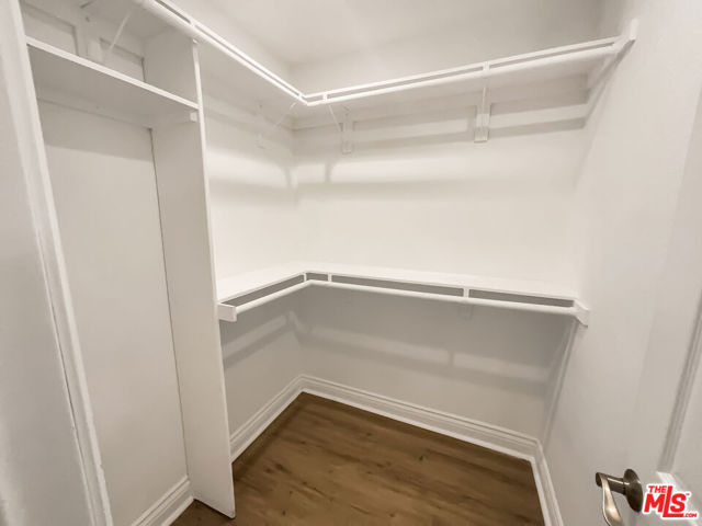 Photo #14: 23316885 Listing 