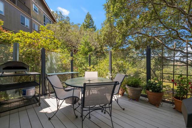 2618 Belmont Canyon Road, Belmont CA: https://media.crmls.org/mediaz/f1eeabaa-dd7b-4328-b2cf-be78e7176ed6.jpg