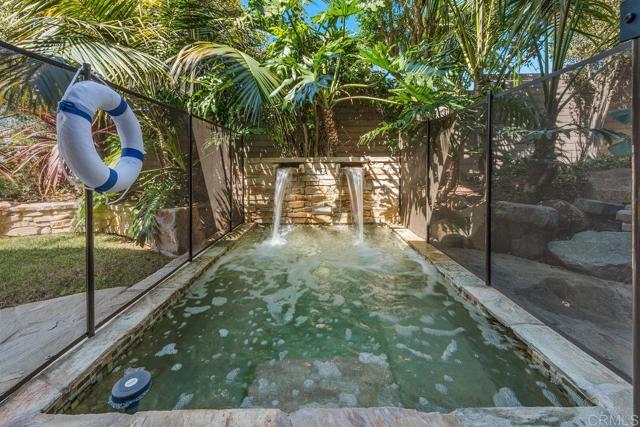 Image 33 of 40 For 2260 El Amigo Road