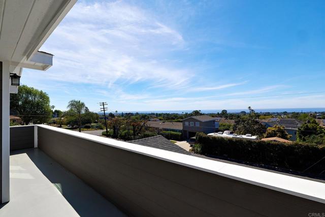 Detail Gallery Image 33 of 42 For 3768 Skyline Rd, Carlsbad,  CA 92008 - 4 Beds | 2/1 Baths