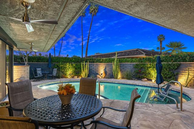 4 Saint Marys Court, Rancho Mirage CA: https://media.crmls.org/mediaz/f1efe063-13da-4be5-96df-1ec138516e47.jpg