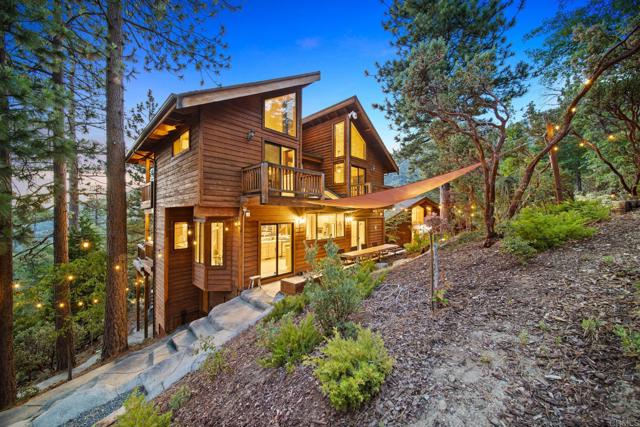 Image 62 of 75 For 24938 Roble Drive