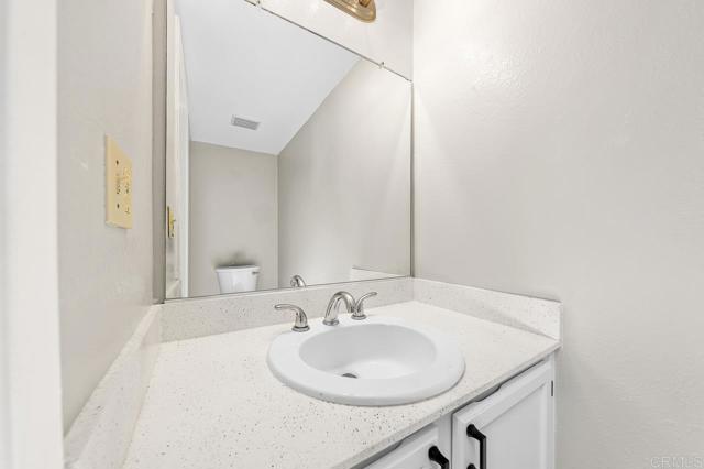 Detail Gallery Image 14 of 52 For 15765 Camino Codorniz, San Diego,  CA 92127 - 4 Beds | 2/1 Baths