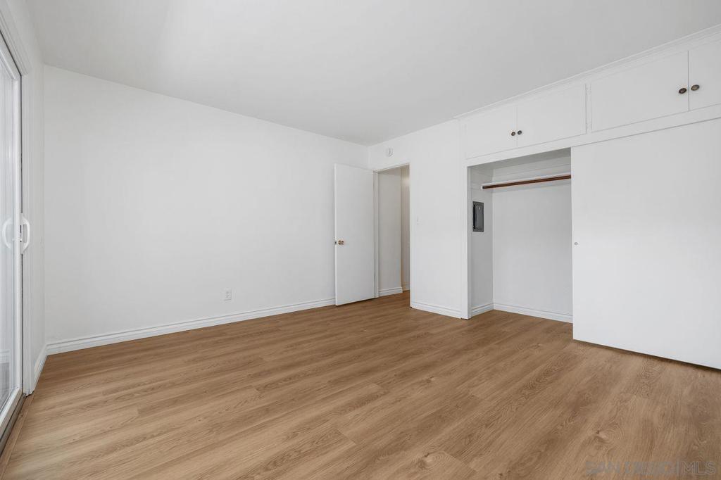 2368 Torrey Pines Road - photo 19