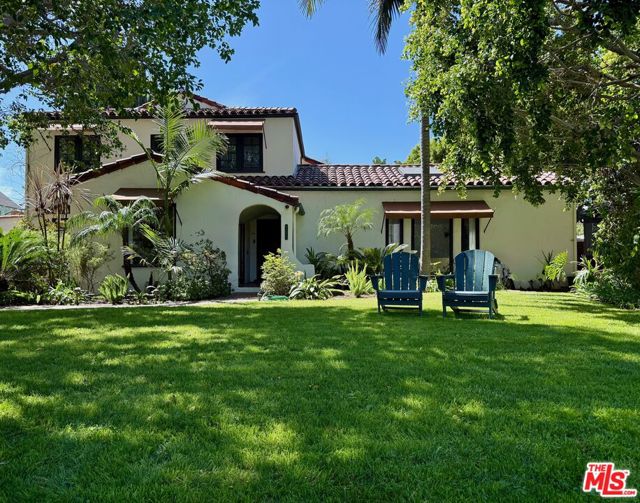 4277 Beck Avenue, Studio City CA: https://media.crmls.org/mediaz/f1f3178c-a415-4564-8e51-0b983e17ffcd.jpg