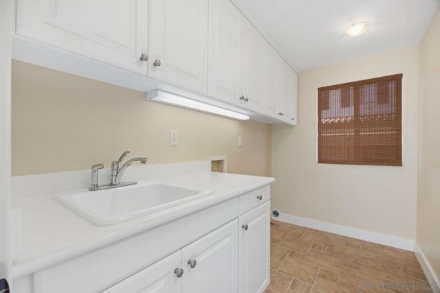 7551 Delfina, San Diego CA: https://media.crmls.org/mediaz/f1f37488-bebe-402a-94a9-809c834f5d79.jpg