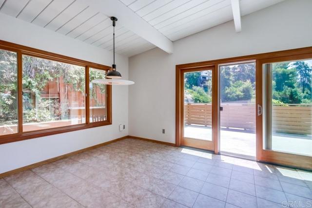6032 Adobe Falls Rd, San Diego CA: https://media.crmls.org/mediaz/f1f3cc09-d723-4459-bd7a-5f500d52d63a.jpg