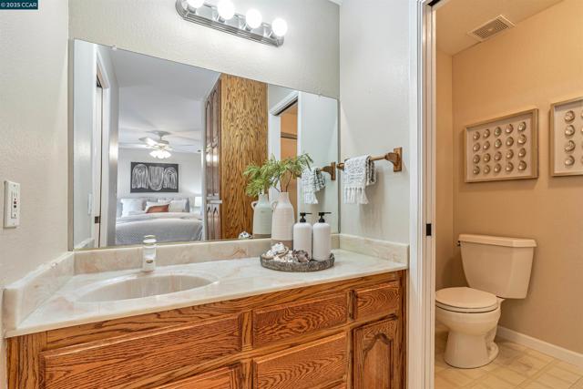 812 Royal Ann Ln, Concord CA: https://media.crmls.org/mediaz/f1f3e78b-1405-4e5f-bb34-9398aca02587.jpg
