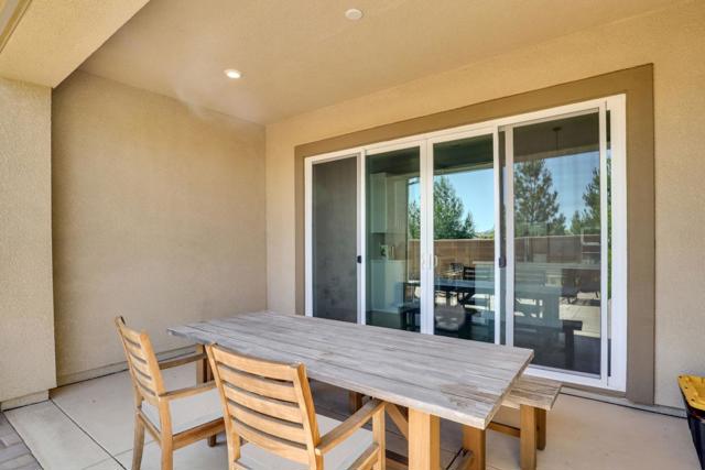 6326 Moser Way, Tracy CA: https://media.crmls.org/mediaz/f1f4ac8b-70ef-496d-8c6d-214095999a80.jpg